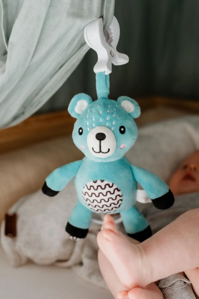 Medvídek babyted natahovací hrací strojek plyš 30cm závěs na postýlku/kočárek